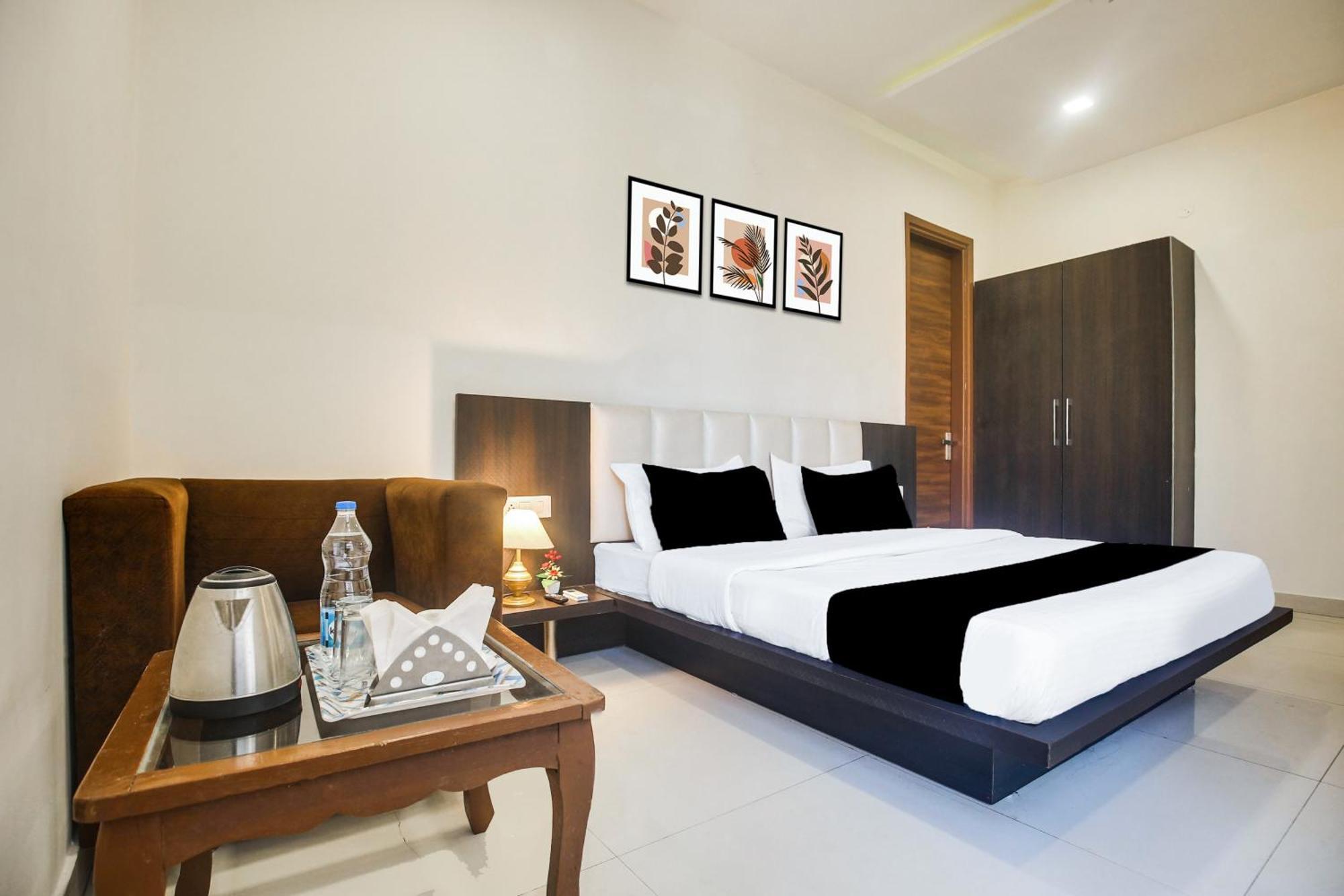 Super Collection O Amritsar Near Railway Station Hotell Exteriör bild